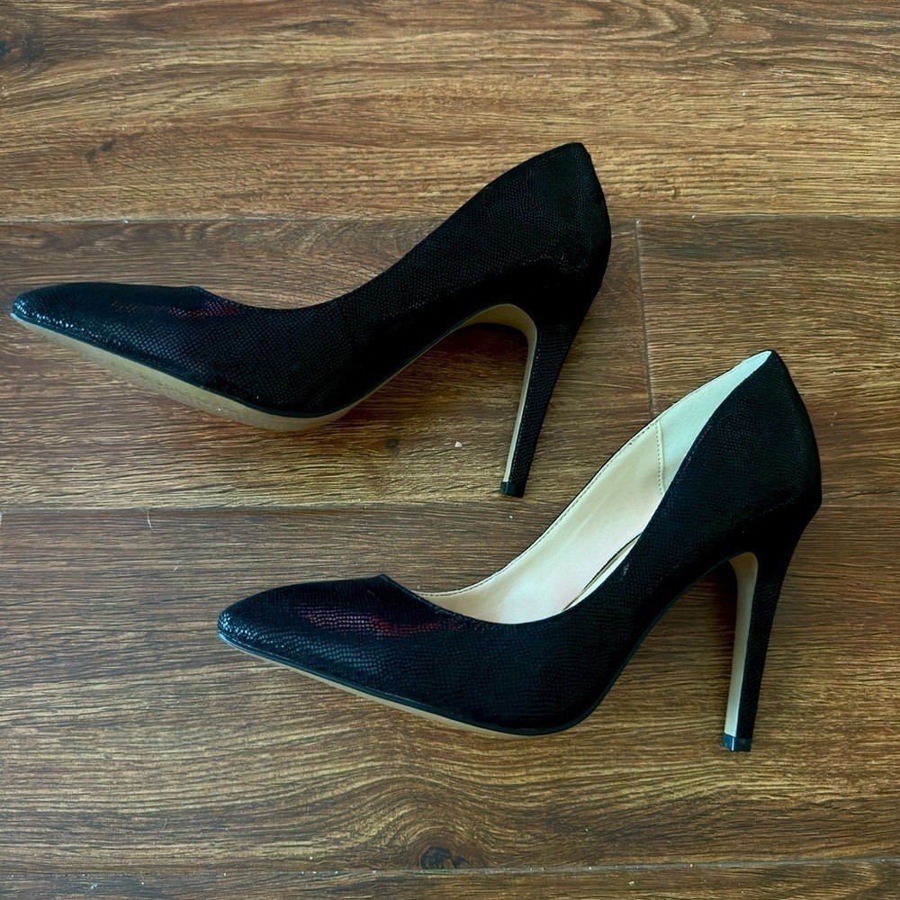 Jessica Simpson Parisha Snake Embossed high heel pumps - Picture 6 of 7